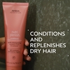 Product Nutriplenish™ Hydrating Conditioner - Light Moisture 1000ml thumbnail image