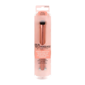 Product Real Tenchniques Concealer Brush base image