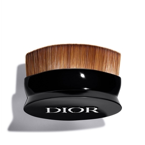 Product Pinceau Teint N°18 - Multi-Use Complexion Kabuki Brush base image