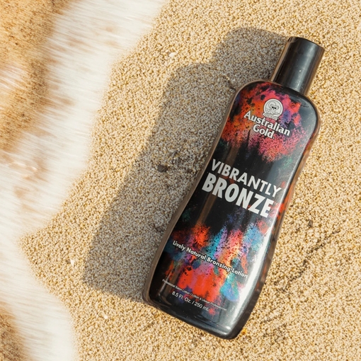 Product Vibrantly Bronze Lively Bronzing Lotion 250ml base image
