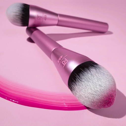 Product Power Pigment Blush Brush base image