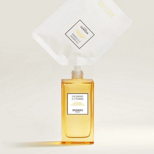 Product Un Jardin À Cythère Hair & Body Shower Gel - Refillable 200ml base image
