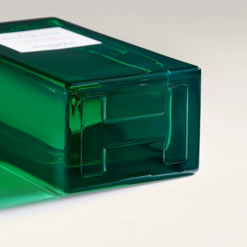 Product Eau d'Orange Verte Moisturizing Body Lotion - Refillable 200ml base image