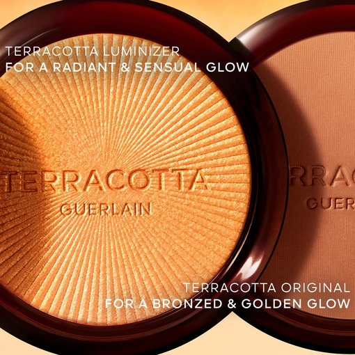 Product Terracotta Luminizer The Shimmering Powder - 96% Naturally-Derived Ingredients - 7g base image