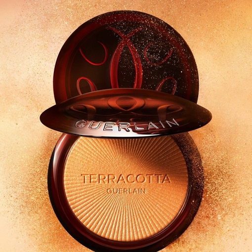 Product Terracotta Luminizer The Shimmering Powder - 96% Naturally-Derived Ingredients - 7g base image