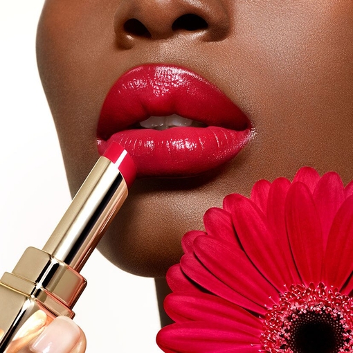 Product KissKiss Shine Bloom - 95% Naturally-Derived Ingredients - Shine Lipstick 3.2g base image