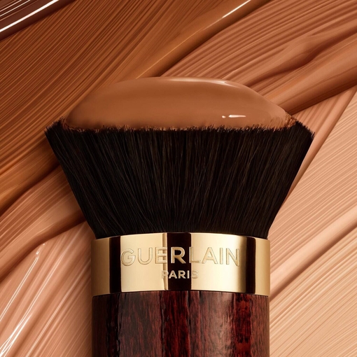 Product Kabuki Foundation Brush base image