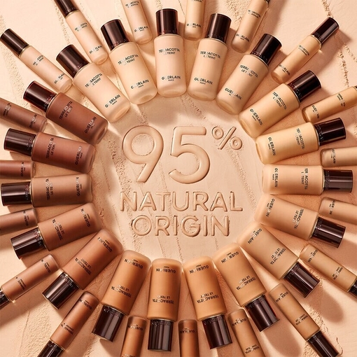 Product Terracotta Concealer Natural Perfection Concealer - 24h Wear No-Transfer - 95% Naturally-Derived Ingredients 11.5ml base image