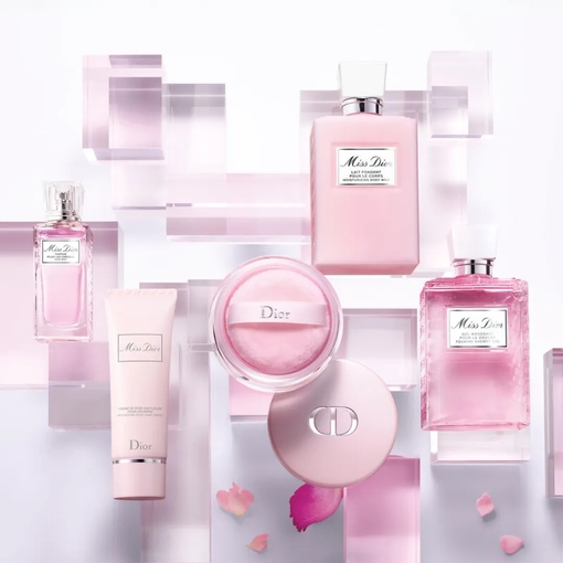 Product Miss Dior Silky Body Mist 100ml base image