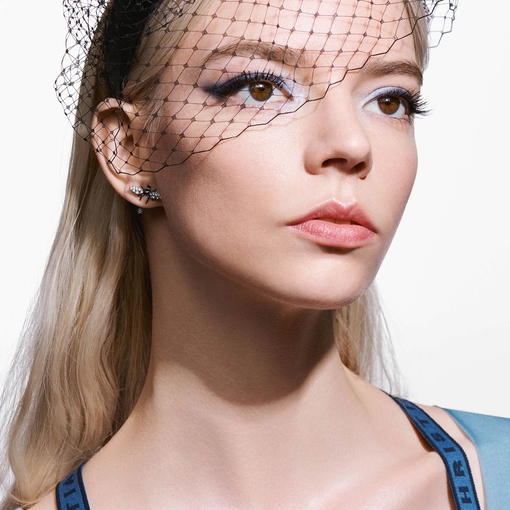 Product Diorshow On Stage Liner - Waterpoof 24h Intense Colour Felt Tip Liquid Eyeliner 0.55ml base image