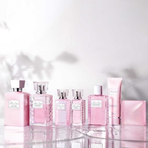 Product Miss Dior Blooming Scented Soap 120gr base image