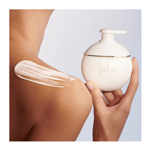 Product J' Adore Les Adorables Body Milk 200ml base image