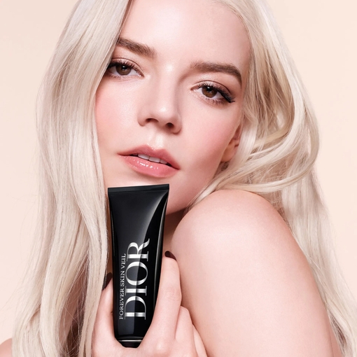 Product Dior Forever Skin Veil Makeup Base - Glow Finish - 24-Hour Hydration - SPF25 PA++ 35ml base image