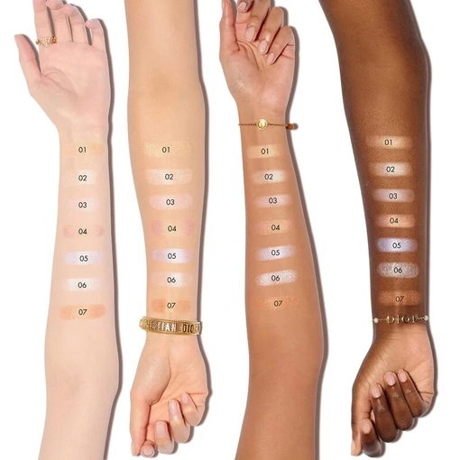 Product Dior Forever Glow Luminizer - Spectacular Highlighting Powder - Long Wear - Infused With Hyaluronic Acid 6g base image