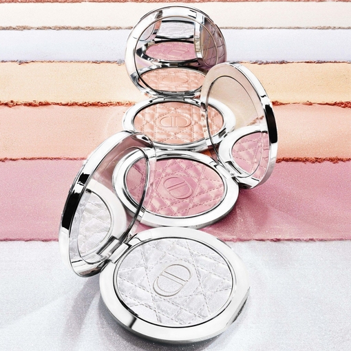 Product Dior Forever Glow Luminizer - Spectacular Highlighting Powder - Long Wear - Infused With Hyaluronic Acid 6g base image