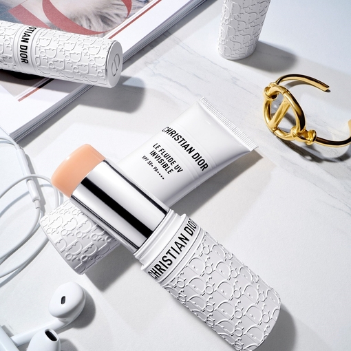 Product Invisible UV Fluid SPF 50+ PA++++ 30ml base image