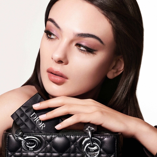 Product Diorshow 5 Couleurs - High-Colour Eyeshadow Wardrobe - Longwear Creamy Powder Palette - Limited Edition 6.5g base image