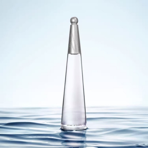 Product L'Eau D'Issey Eau De Parfum Intense - Refillable 50ml base image