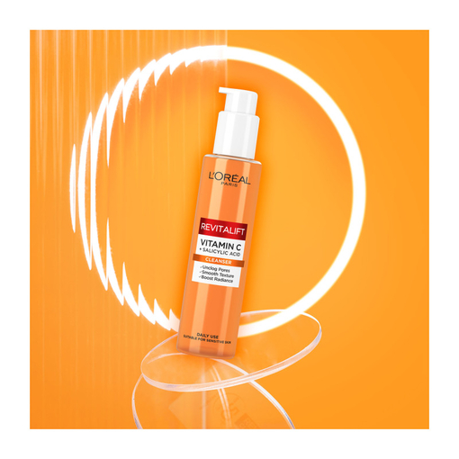 Product Revitalift Clinical Καθαριστικό Gel Με Βιταμίνη C 150ml base image