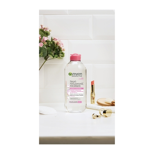 Product Garnier Micellar Cleansing Water 700ml base image