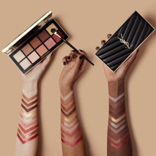 Product Couture Colour Clutch 10-Colour Eye Palette 5 Desert Nude 20g base image