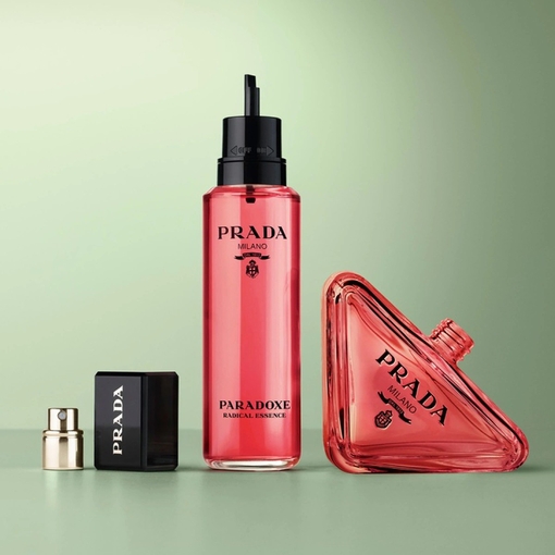 Product Paradoxe Radical Essence Parfum - Refillable 30ml base image