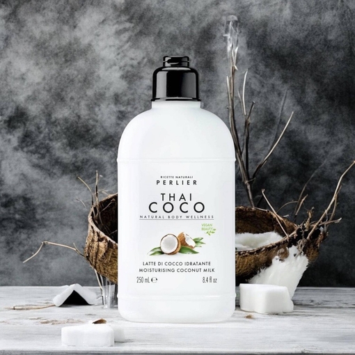 Product Thai Coco Moisturising Coconut Milk 250ml base image