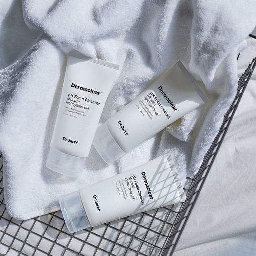 Product Dermaclear™ pH Foam Cleanser 30ml base image
