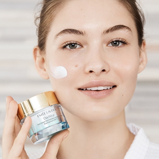 Product DayWear Anti-Oxidant 72H-Hydration Sorbet Creme SPF15 Normal/Combination Skin 50ml base image