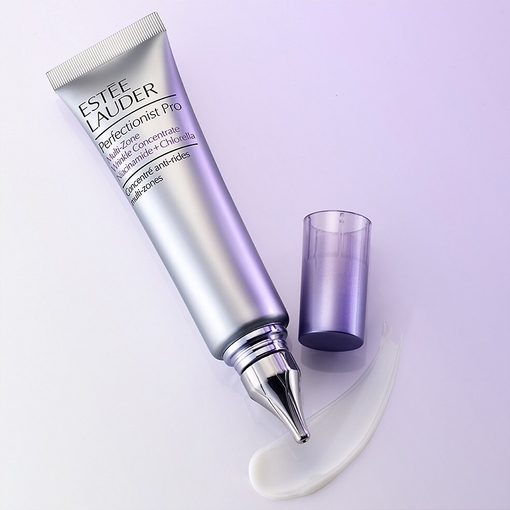 Product Perfectionist Pro Multi-Zone Wrinkle Concentrate with Niacinamide + Chlorella 25ml base image