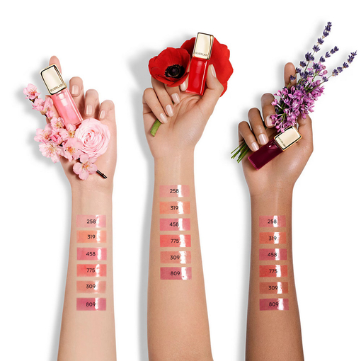 Product Kisskiss Bee Glow Oil - 92% Natural-Origin - Honey Tint Lip Oil 9.5ml base image